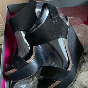 Great condition sexy wedges